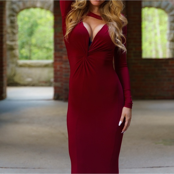 Red Size Small Prom Dress - Picture 4 of 4